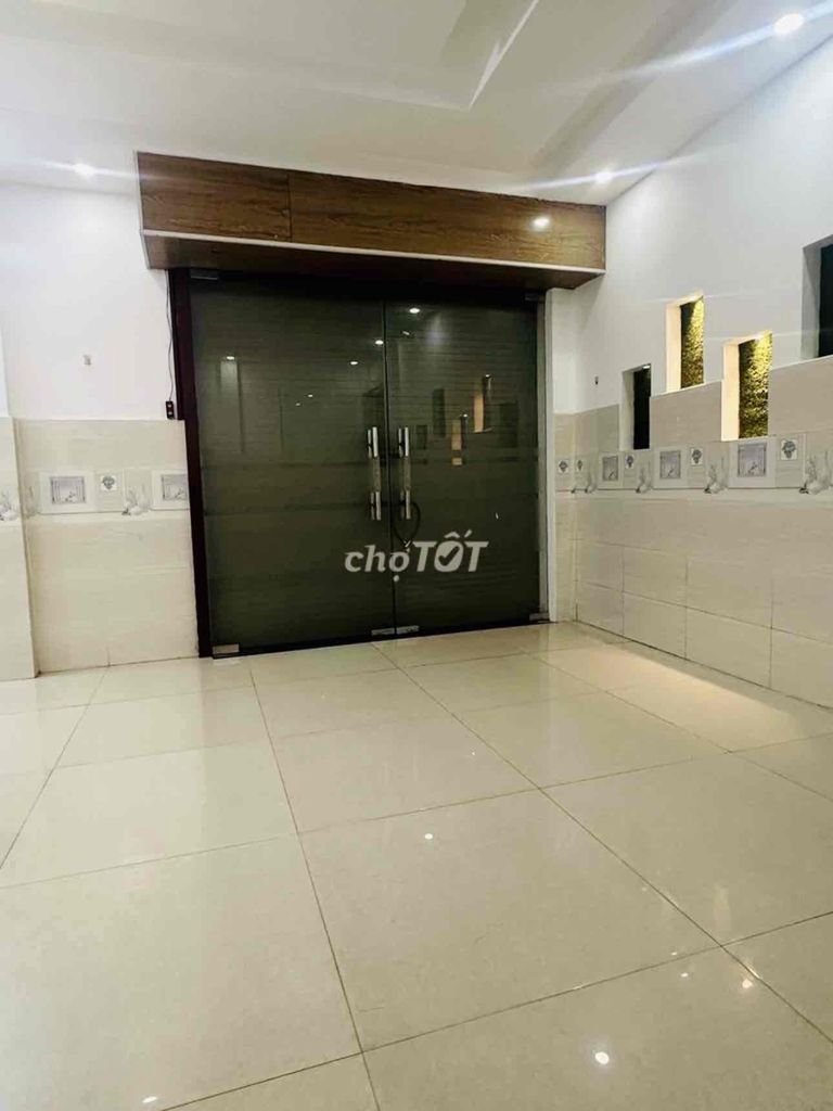 Nhà lô nhì Huỳnh tấn phát dtsd:110m2 2PN2WC chỉ 8 triệu