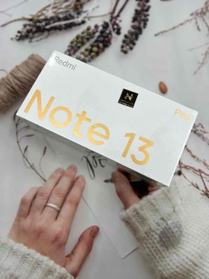 Redmi Note 13 Pro Xanh Đa sắc - Đen