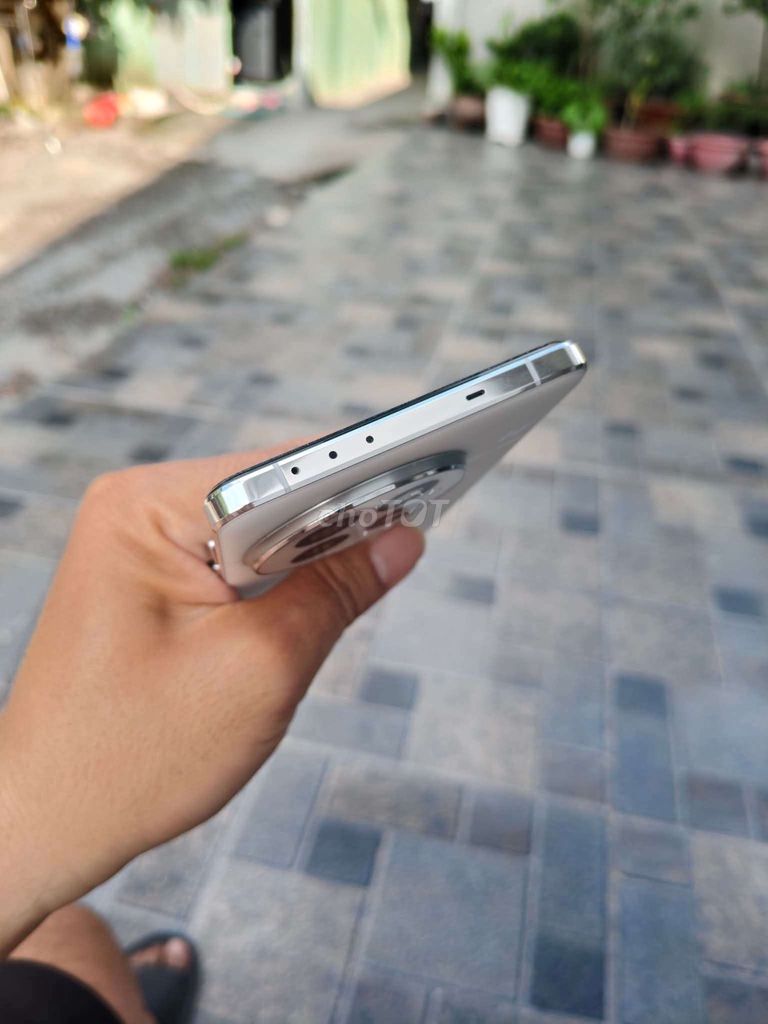 Oneplus 12 12/256 pin 99% ngoại hình như ảnh. Mua bán Điện thoại tại Quận Ninh Kiều Cần Thơ được đăng bởi Yantee Vicky Gaming Music hình 5