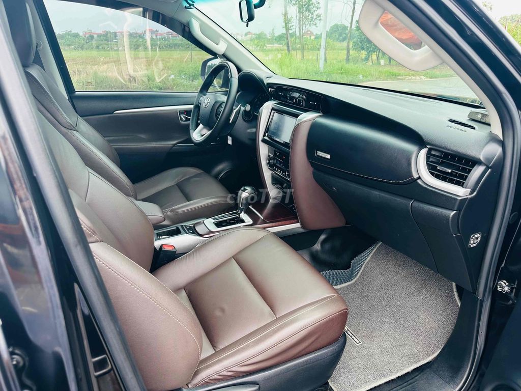 Toyota Fortuner 2017 2.7V 4x2 AT. Mua bán Ô tô tại Huyện Sóc Sơn Hà Nội được đăng bởi AUTO VĨNH CƯỜNG hình 13