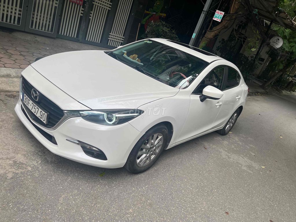 Mazda 3 FL 1.5 2019 Белая 61787 км