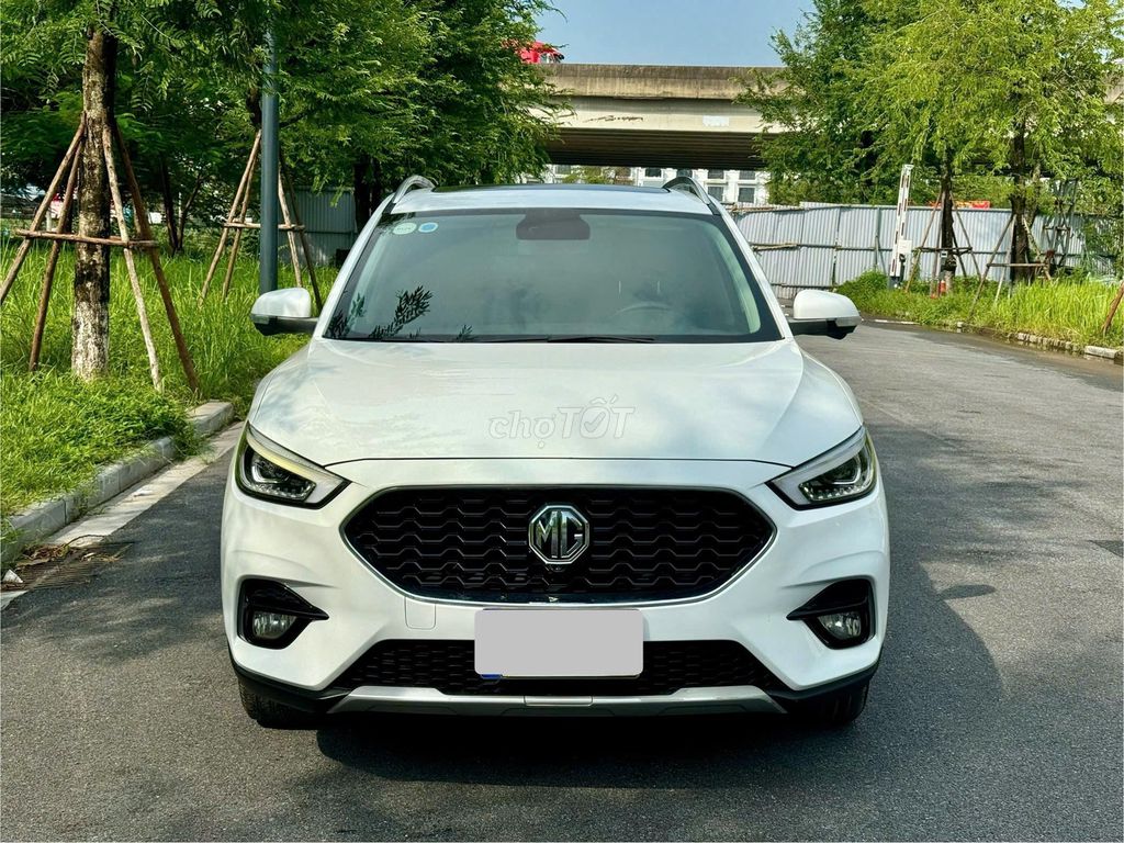 MG ZS sx 2021 bản luxury màu trắng biển Hà Nội