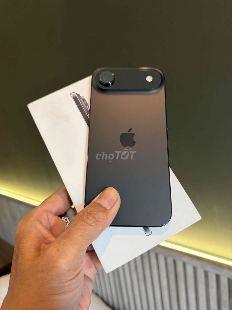 iPhone Air 256GB fullbox Như máy mới Bh lâu. Mua bán Điện thoại tại Thành phố Đà Lạt Lâm Đồng được đăng bởi Lavie Nguyễn  hình 1