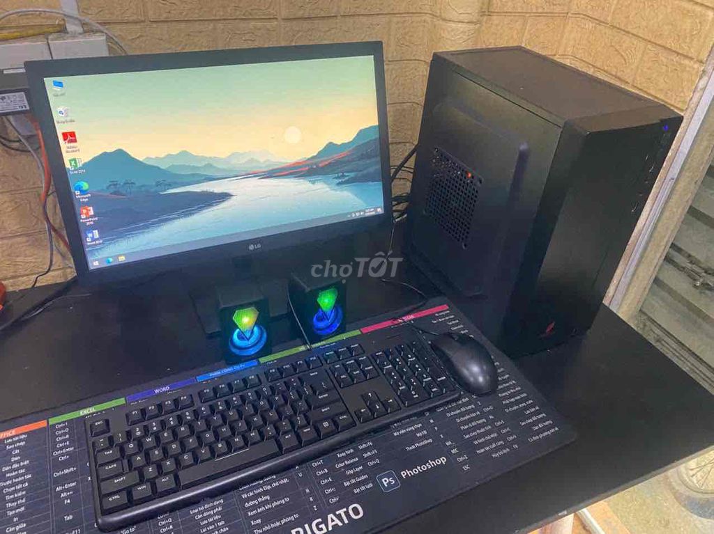 Máy tính để bàn Xeon E3 1240 8GB/120GB/màn 20 lg. Mua bán Máy tính để bàn tại Thành phố Huế Thừa Thiên Huế được đăng bởi Nguyễn Trương Nhật Quang hình 1