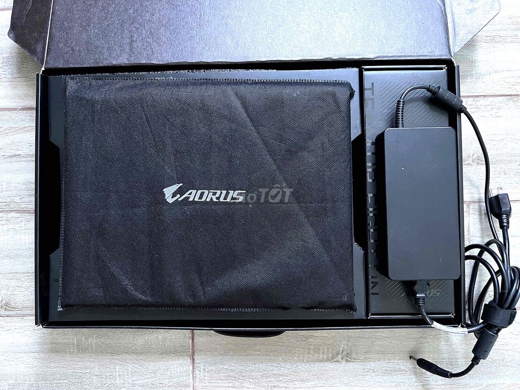 Gigabyte AORUS 15X Core i9-13900HX, RTX 4070 – bản. Mua bán Laptop tại Thành phố Thủ Đức Tp Hồ Chí Minh được đăng bởi Phương Kiến An hình 1