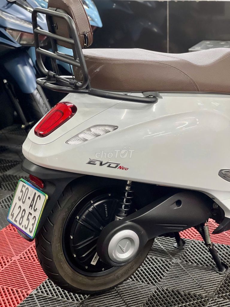 💥Vinfast EvoNeo 2000km BSTP 9 chủ ký giấy like new. Mua bán Xe máy tại Thành phố Thủ Đức Tp Hồ Chí Minh được đăng bởi XE MÁY THỦ ĐỨC hình 5