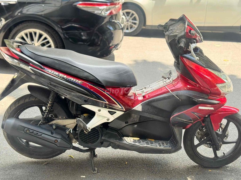 HONDA AIRBLADE 2012 đỏ xe đẹp chạy êm. Mua bán Xe máy tại Quận Nam Từ Liêm Hà Nội được đăng bởi Minh Minh hình 4
