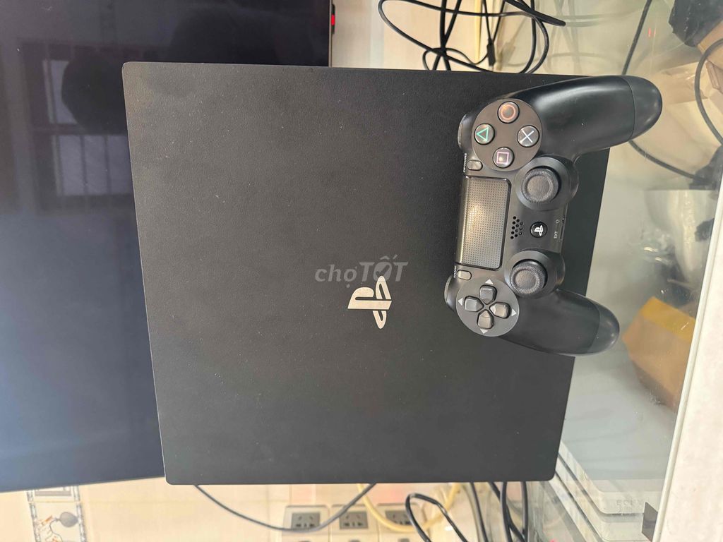 Máy chơi game ps4 pro