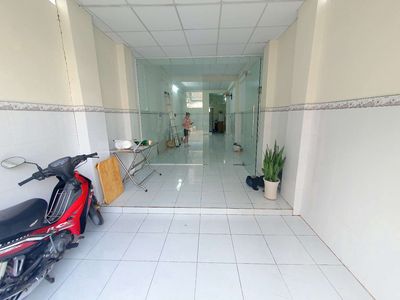 MT Chợ, 4.5x15, 1 Trệt 1 Lửng, 2PN 2WC