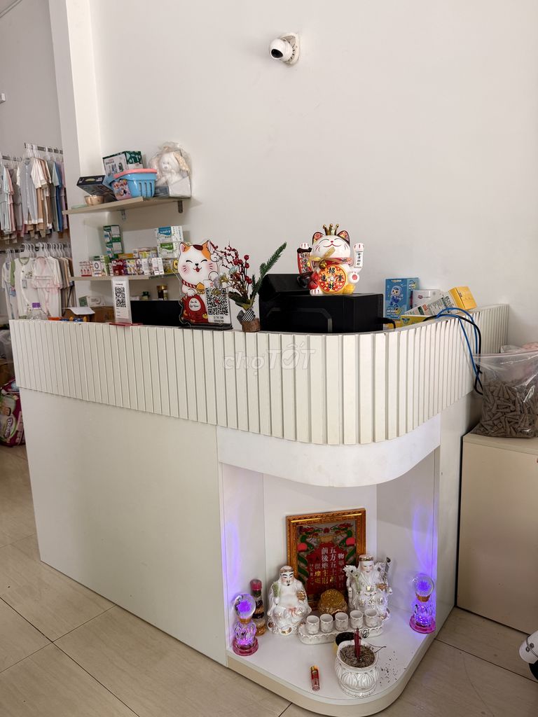 Thanh lý quầy thu ngân 1m6 *1m2. Mua bán Đồ chuyên dụng, Giống nuôi trồng tại Quận Hải Châu Đà Nẵng được đăng bởi Tâm hình 4