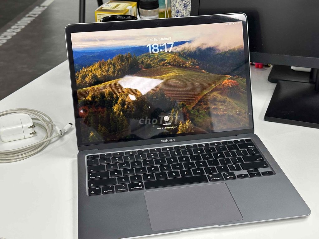 Apple MacBook Air Xám. Mua bán Laptop tại Quận 7 Tp Hồ Chí Minh được đăng bởi Hoàng hình 1