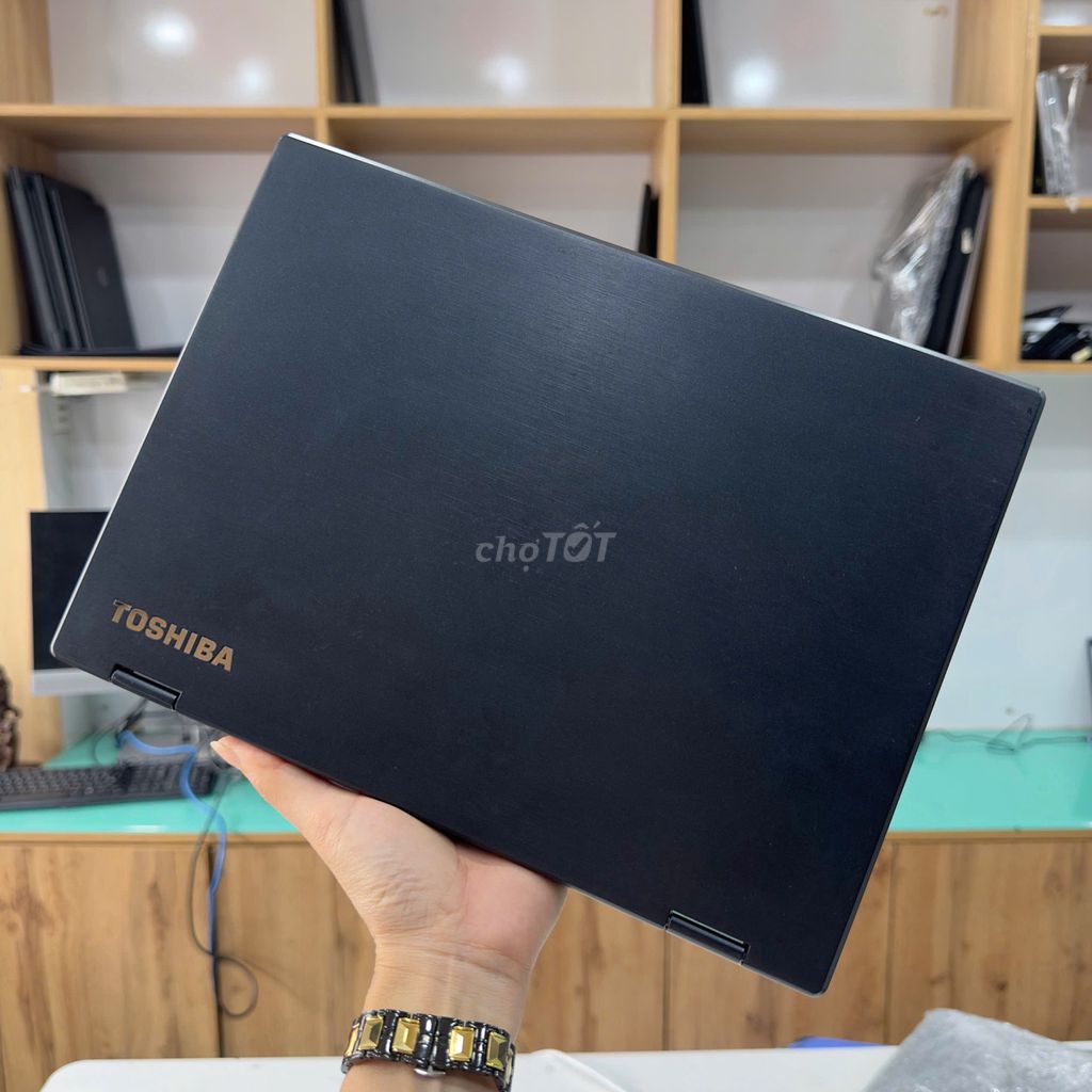 Toshiba Portege X20W-E i5-8350U 14 inch 16GB/256GB. Mua bán Laptop tại Quận Tân Bình Tp Hồ Chí Minh được đăng bởi Nguyễn thế duy hình 1
