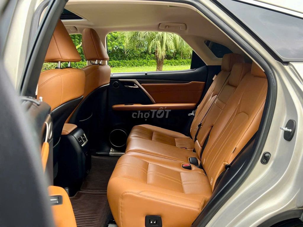 Lexus RX300 2018, giá hợp lý so với cây số ODO. Mua bán Ô tô tại Quận Long Biên Hà Nội được đăng bởi Long Biên Cars hình 4