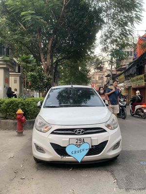 Hyundai  i10 2011 - 99300 km. Mua bán Ô tô tại Quận Hoàng Mai Hà Nội được đăng bởi Chị Diệp 