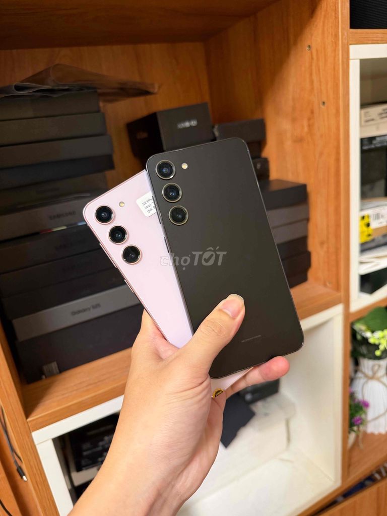 Samsung S23 Plus 8GB/256GB Đen. Mua bán Điện thoại tại Quận Cầu Giấy Hà Nội được đăng bởi Trần Văn Đoàn hình 1