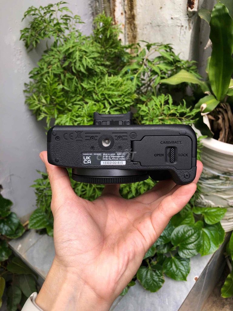 Máy ảnh Canon R100 kèm kit. Mua bán Máy ảnh, Máy quay tại Quận Phú Nhuận Tp Hồ Chí Minh được đăng bởi Lam Vy  hình 1