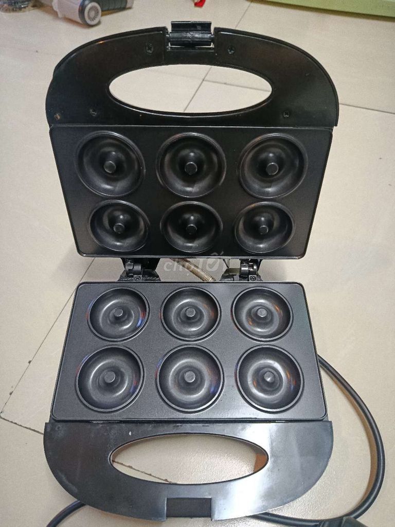 Máy làm bánh donut Sokany Đen Đã sử dụng. Mua bán Bếp, lò, đồ điện nhà bếp tại Quận 8 Tp Hồ Chí Minh được đăng bởi hồng vân hình 1