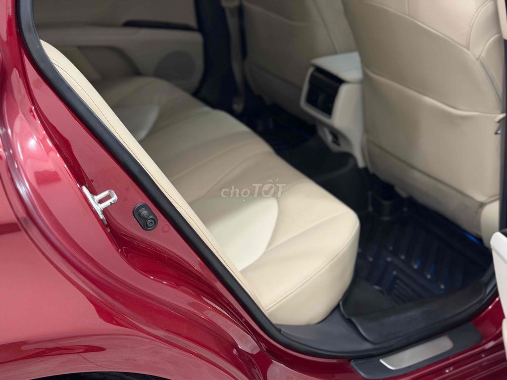 Toyota Camry 2021 2.5Q  32000 km full lịch sữ hãng. Mua bán Ô tô tại Quận 12 Tp Hồ Chí Minh được đăng bởi Tân hình 9