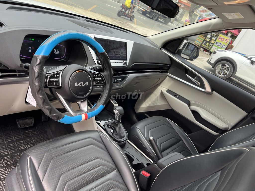 KIA CARENS 1.5G LUXURY 2024 GIA ĐÌNH LƯỚT VAY 75%. Mua bán Ô tô tại Thành phố Thủ Đức Tp Hồ Chí Minh được đăng bởi Hiếu hình 9