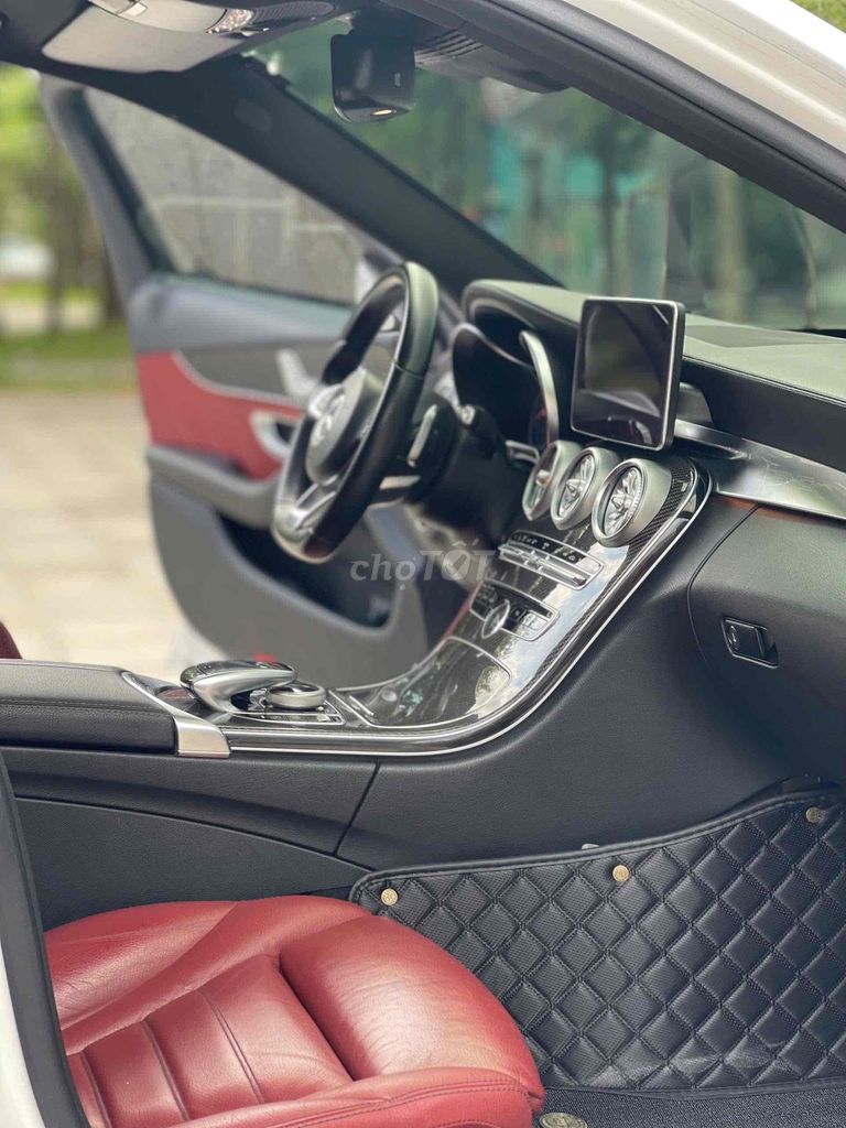 Mercedes Benz C Class 2016 C300 AMG - 95000 km. Mua bán Ô tô tại Quận Long Biên Hà Nội được đăng bởi Mr Tài Oto hình 12