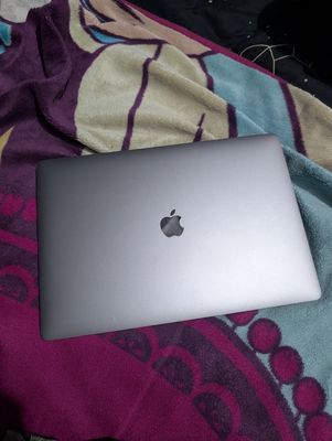 Macbook Pro 16 inch 16gb/1TB. Mua bán Laptop tại Quận 12 Tp Hồ Chí Minh được đăng bởi SINOLL