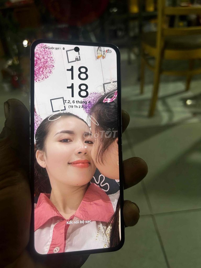 Samsung Z Flip 5 Hỏng cảm ứng trong. Mua bán Điện thoại tại Quận Bình Tân Tp Hồ Chí Minh được đăng bởi Chung hình 1