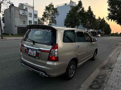 Toyota Innova J 2014 Vàng cát