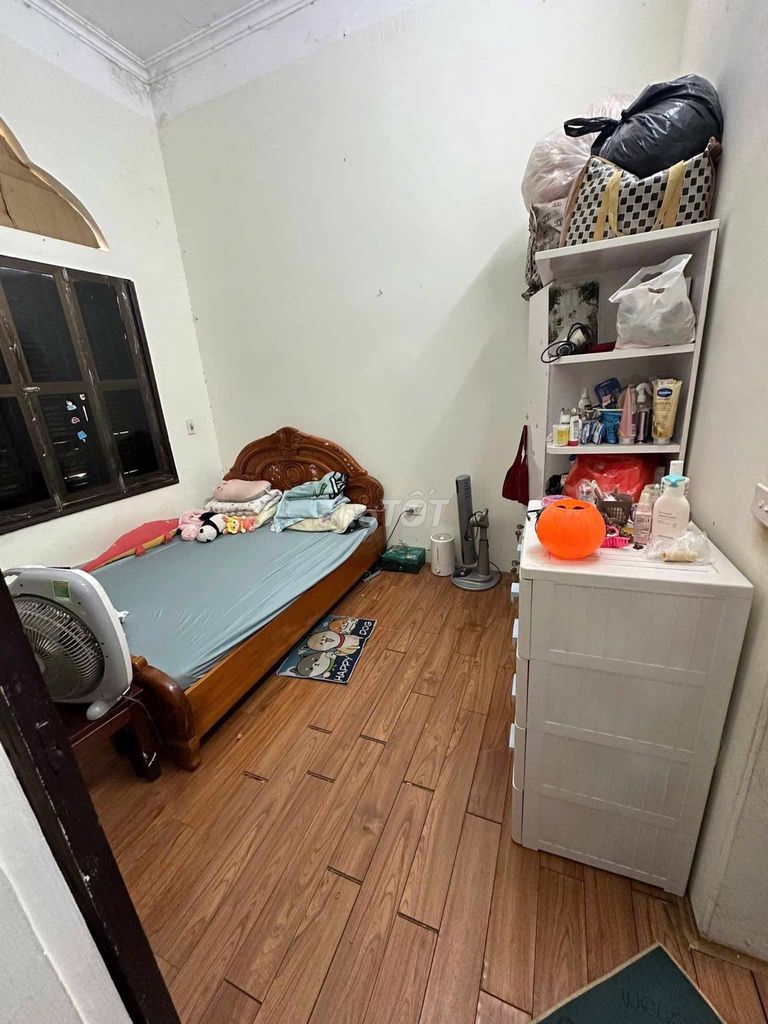 Дом 60 кв.м, 2.5 этажа, 4 спальни рядом с рынком Тан Суан