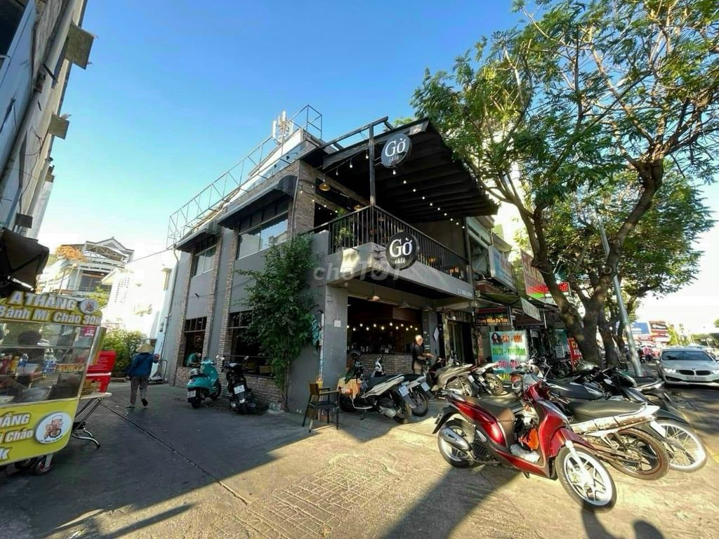 Cho thuê nhà GÓC 2MT Đường Nguyễn Minh Hoàng, Tân Bình.