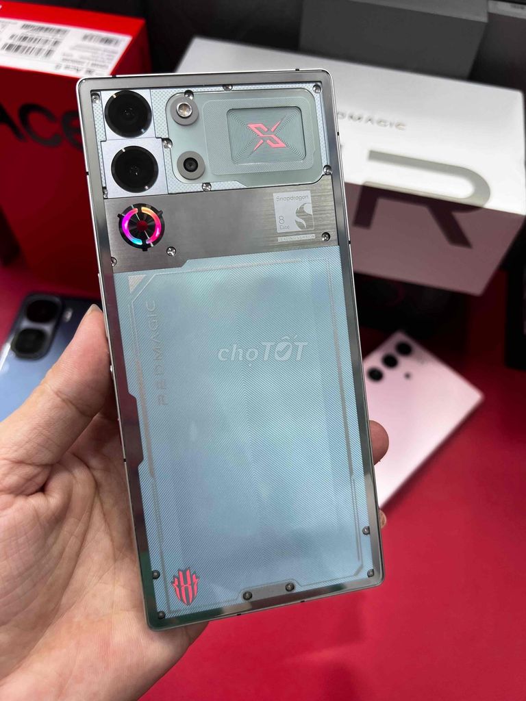 REDMAGIC 10s PRO 16GB/512GB Bạc. Mua bán Điện thoại tại Thị xã Bến Cát Bình Dương được đăng bởi Thế Giới Phone hình 1