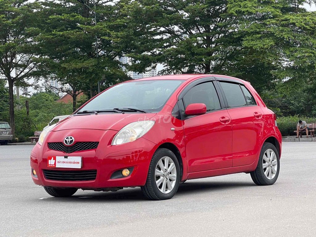 Toyota Yaris 2009 Đỏ 100000 km. Mua bán Ô tô tại Quận Thanh Xuân Hà Nội được đăng bởi Vạn Phát Auto hình 1