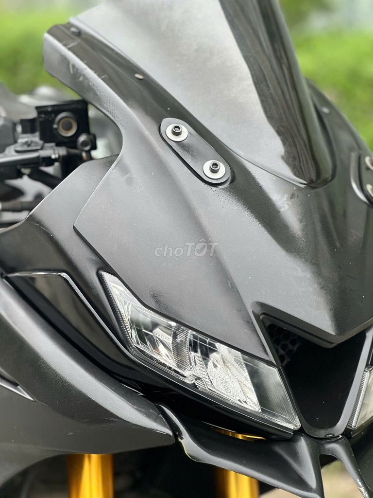 Yamaha R15V3 2023 cực đẹp có trả góp trao đổi ✅. Mua bán Xe máy tại Quận Thanh Xuân Hà Nội được đăng bởi Phú Lý hình 7
