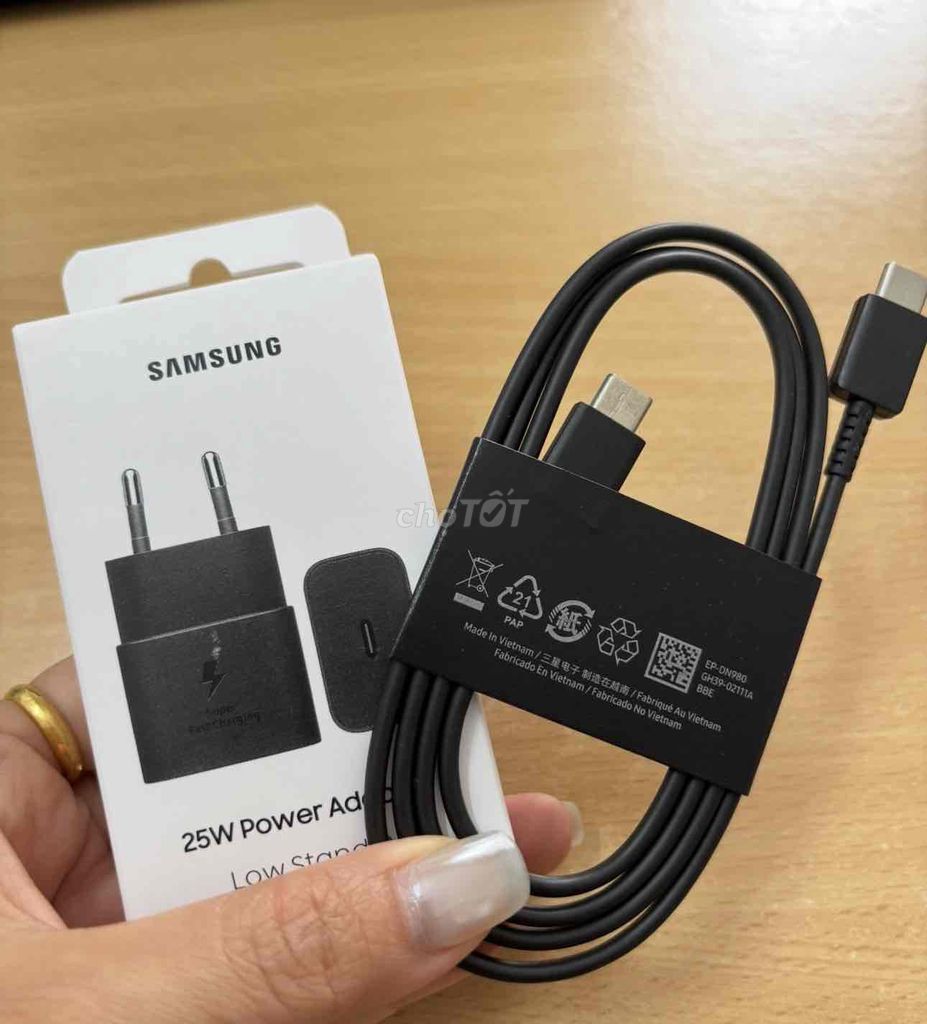 Bộ sạc Samsung 25W Đen chính hãng 100%. Mua bán Phụ kiện (Màn hình, Chuột...) tại Quận Hải Châu Đà Nẵng được đăng bởi Phụ kiện Đà Nẵng TỐT hình 1