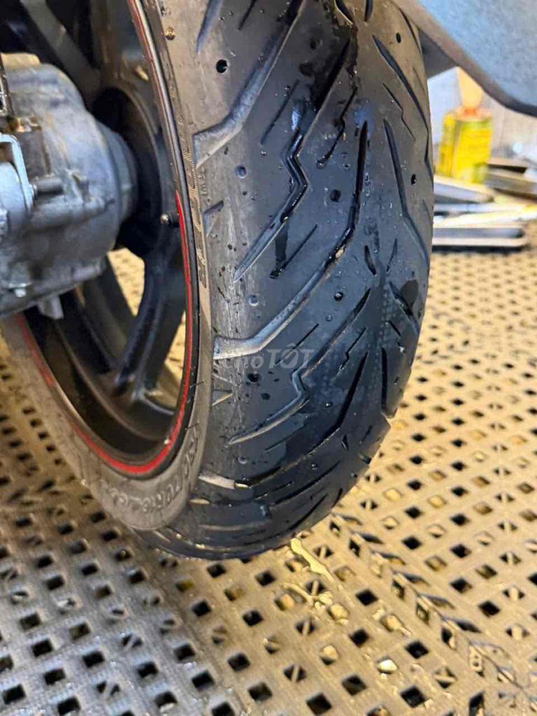 Sh 350 keng xà beng,chính chủ sang tên 1 nốt nhạc. Mua bán Xe máy tại Quận Tân Bình Tp Hồ Chí Minh được đăng bởi Lâm Minh Châu hình 3