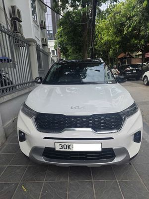 Kia Sonet Premium 2023 Trắng nóc đen 20.000 km