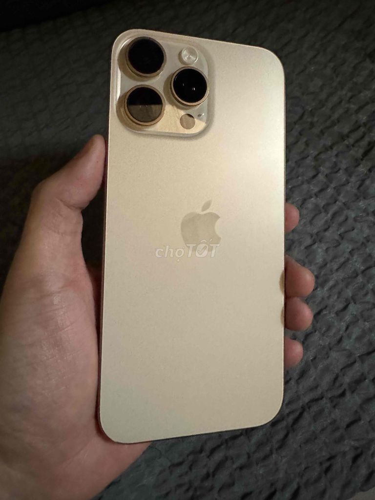 Apple iPhone 16 Pro Max 256GB Sa mạc Việt Nam. Mua bán Điện thoại tại Quận Cẩm Lệ Đà Nẵng được đăng bởi duc do hình 1
