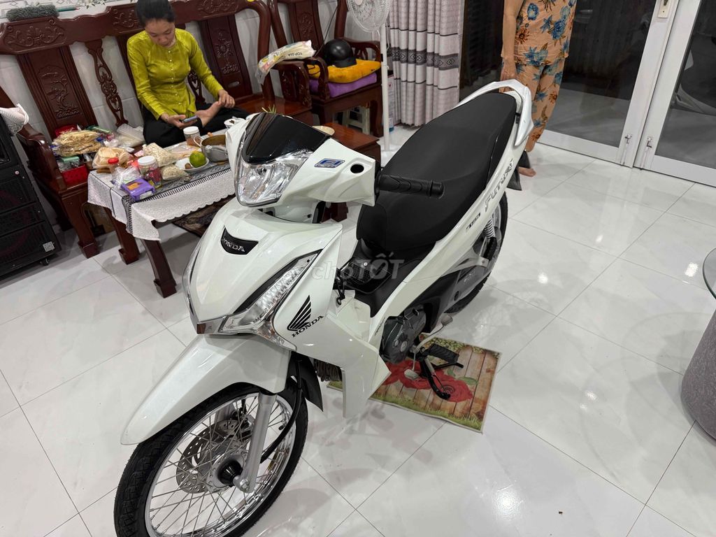 Cần bán future 2022 màu trắng odo thấp. Mua bán Xe máy tại Thành phố Trà Vinh Trà Vinh được đăng bởi quí hình 5