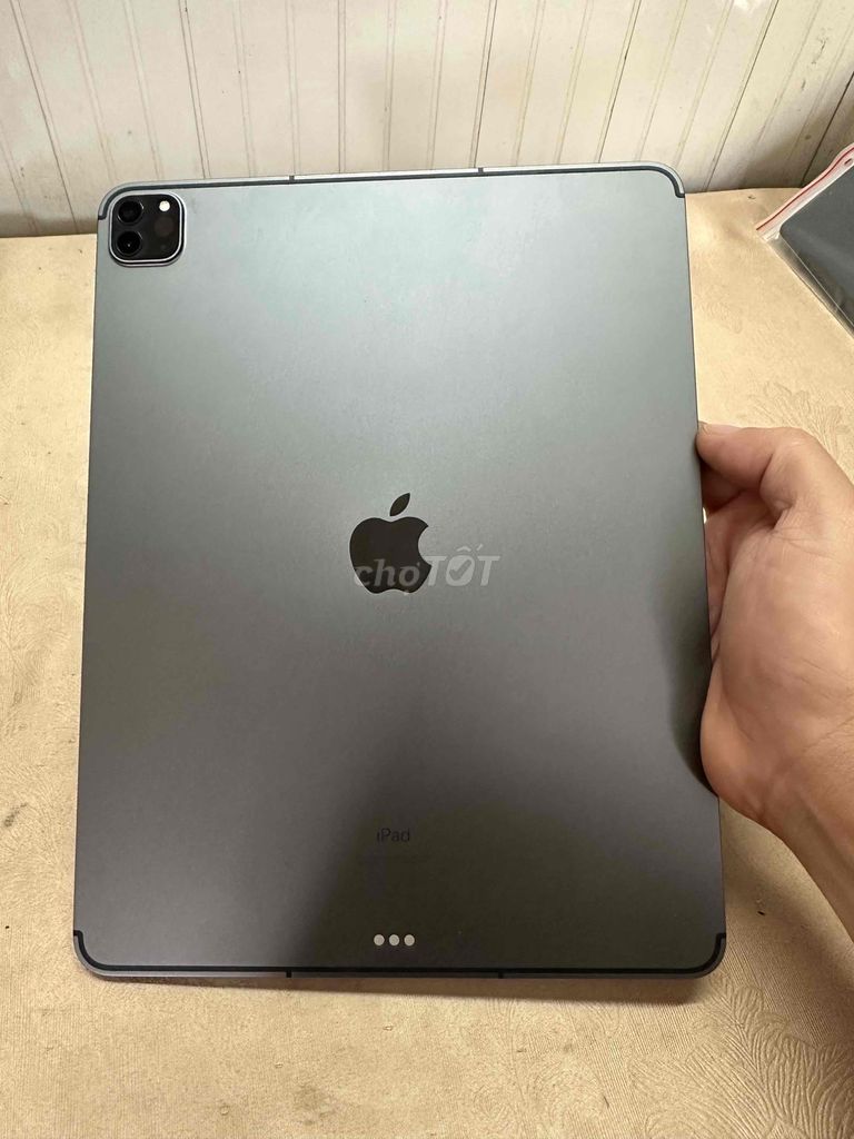 iPad Pro 12.9  M1  128G 5G máy zin đẹp keng pin 96