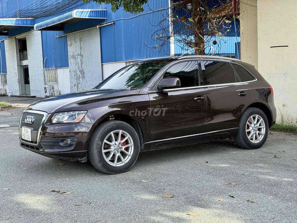 Audi Q5 2010 2.0 AT - cực đẹp bảo dưởng full. Mua bán Ô tô tại Quận Tân Phú Tp Hồ Chí Minh được đăng bởi Lê Băng Vinh hình 8