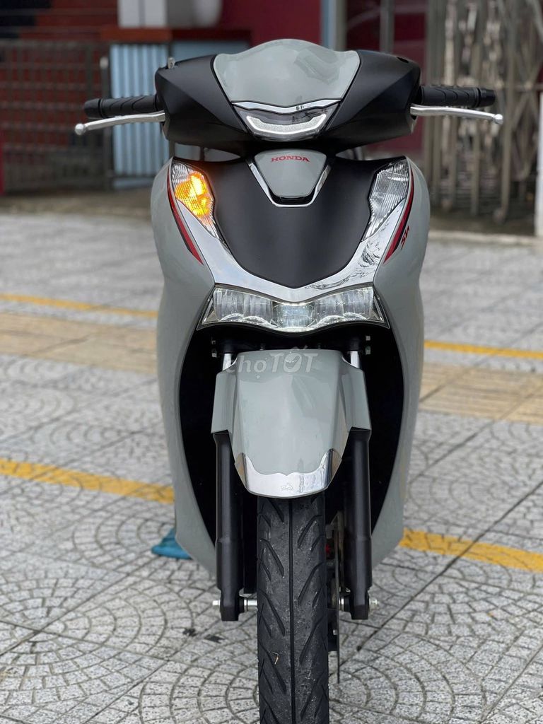 Honda SH 125 ABS 2025 без пробега, возможна рассрочка с плохой кредитной историей