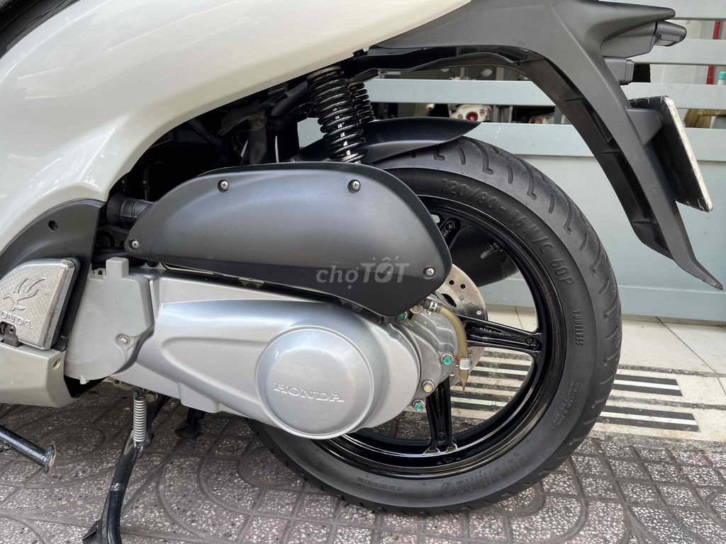 sh150i nhập ý xe đẹp , cứng cáp , máy ngon 92tr. Mua bán Xe máy tại Quận Tân Bình Tp Hồ Chí Minh được đăng bởi nguyễn thắng hình 4