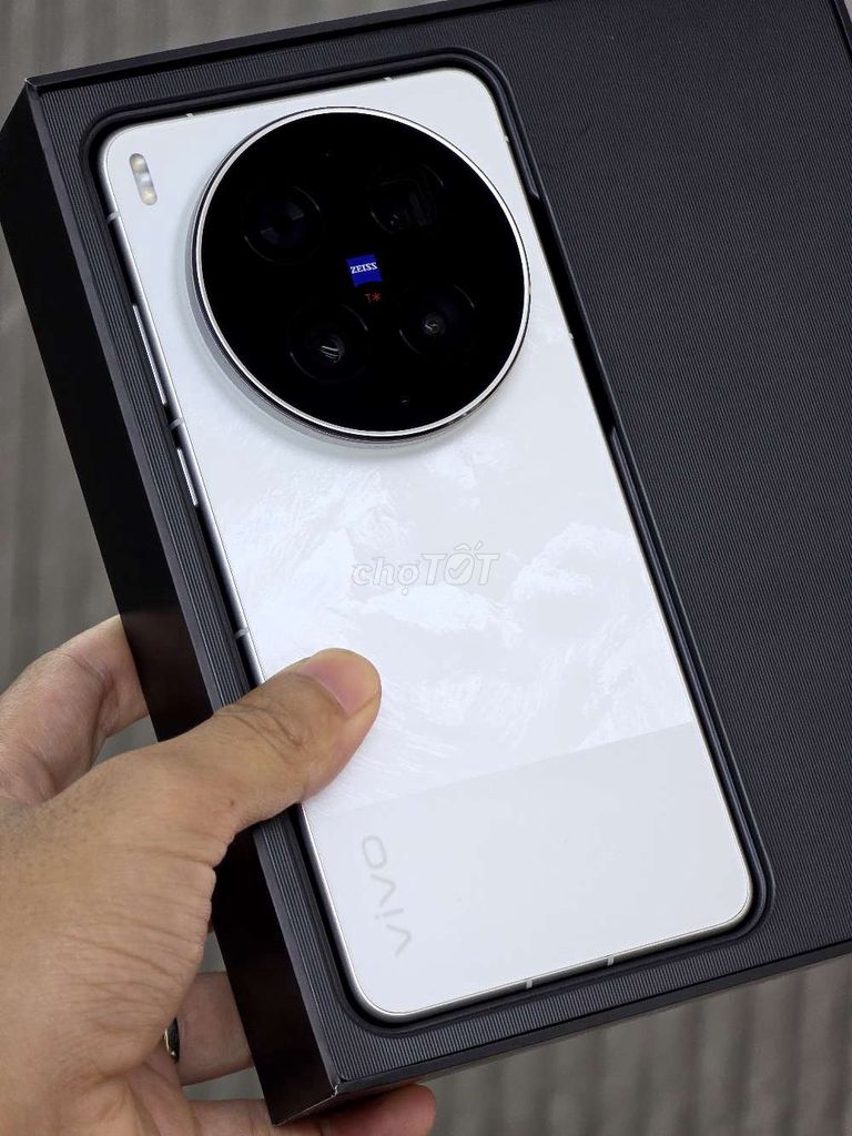 Vivo X300 Ultra Ram 16GB/512GB Quốc Tế Fullbox. Mua bán Điện thoại tại Quận Thanh Khê Đà Nẵng được đăng bởi Tú MB hình 1