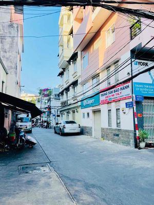 MẶT TIỀN ĐƯỜNG SỐ TRỤC LỚN 2 XE TẢI NÉ THOẢI MÁI - VỊ TRÍ HIẾM KHU SAN. Mua bán nhà ở tại Quận 4 Tp Hồ Chí Minh được đăng bởi THÀNH NHÀ THẬT CHUYÊN Q4