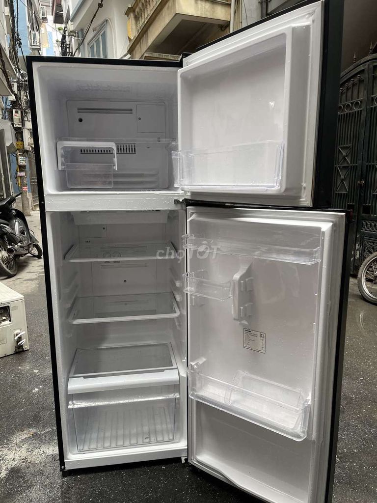 Thanh lý tủ lạnh toshiba 330l
