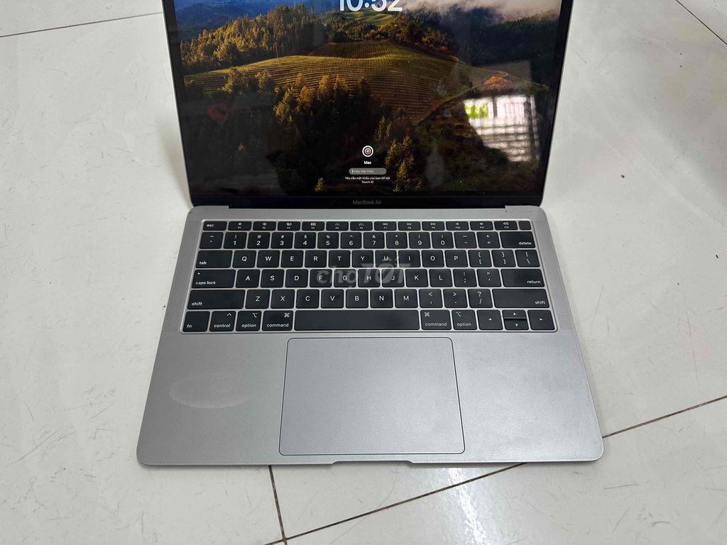 Macbook Air 13 2018 i5 8gb 256gb lỗi camera