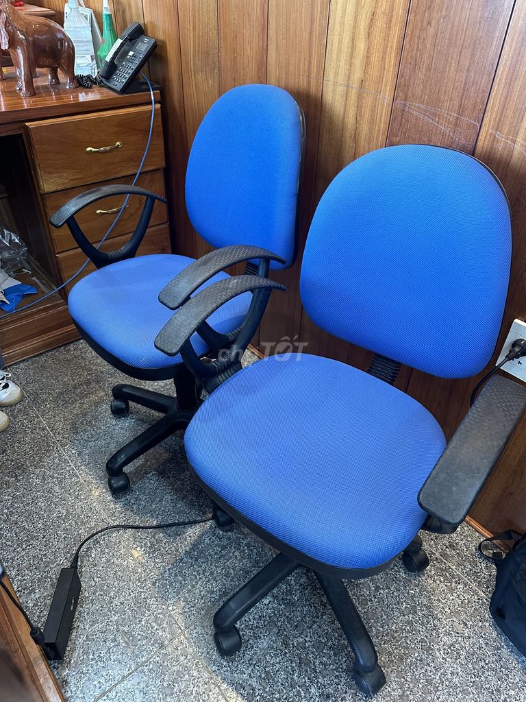 Ghế xoay văn phòng + Màu xanh mới 80%