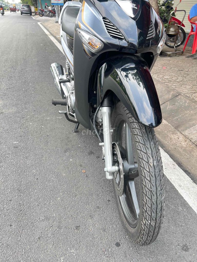 cần bán lại. Mua bán Xe máy tại Quận Tân Bình Tp Hồ Chí Minh được đăng bởi Giàu  hình 6