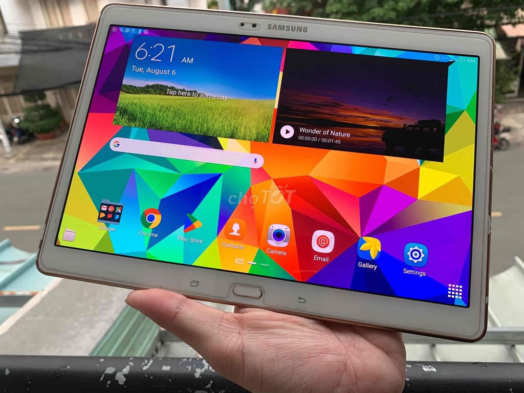 Samsung Tab S rộng 10.5in Amoled siêu nét, Youtube