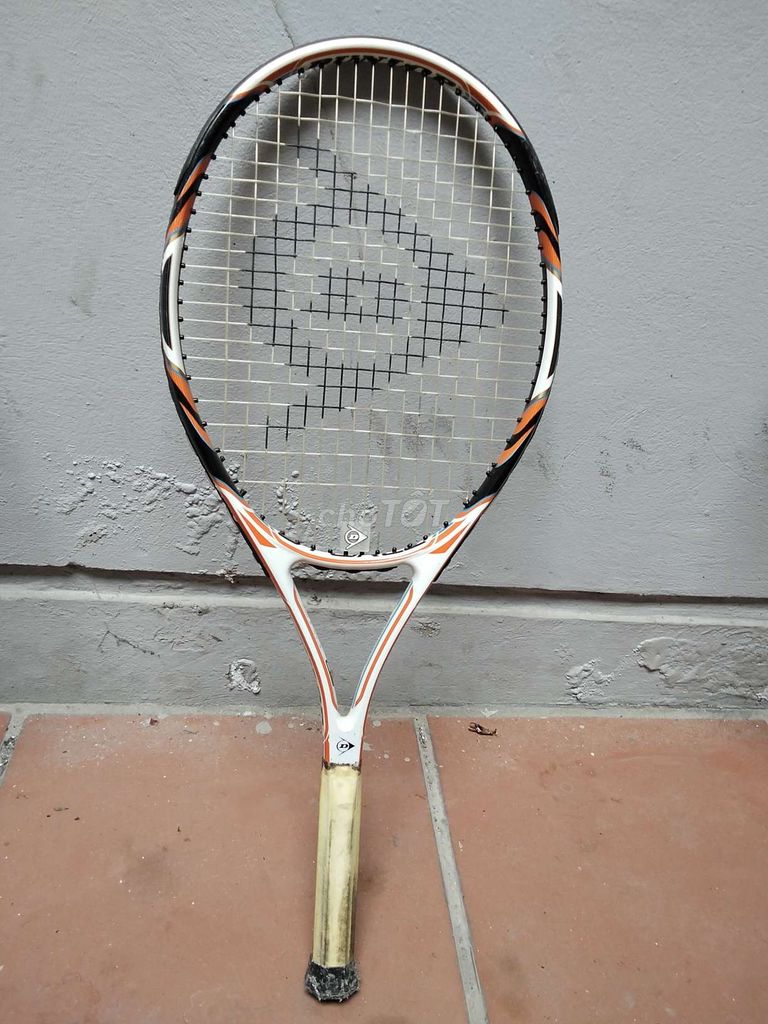 Bán vợt tennis