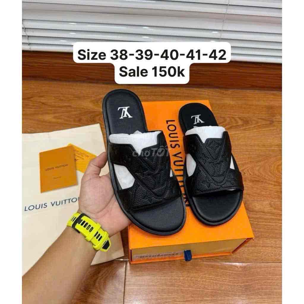Dép lê Louis Vuitton Nam Đen Size 42. Mua bán Giày dép tại Quận Bình Tân Tp Hồ Chí Minh được đăng bởi Trương Hạnh hình 1